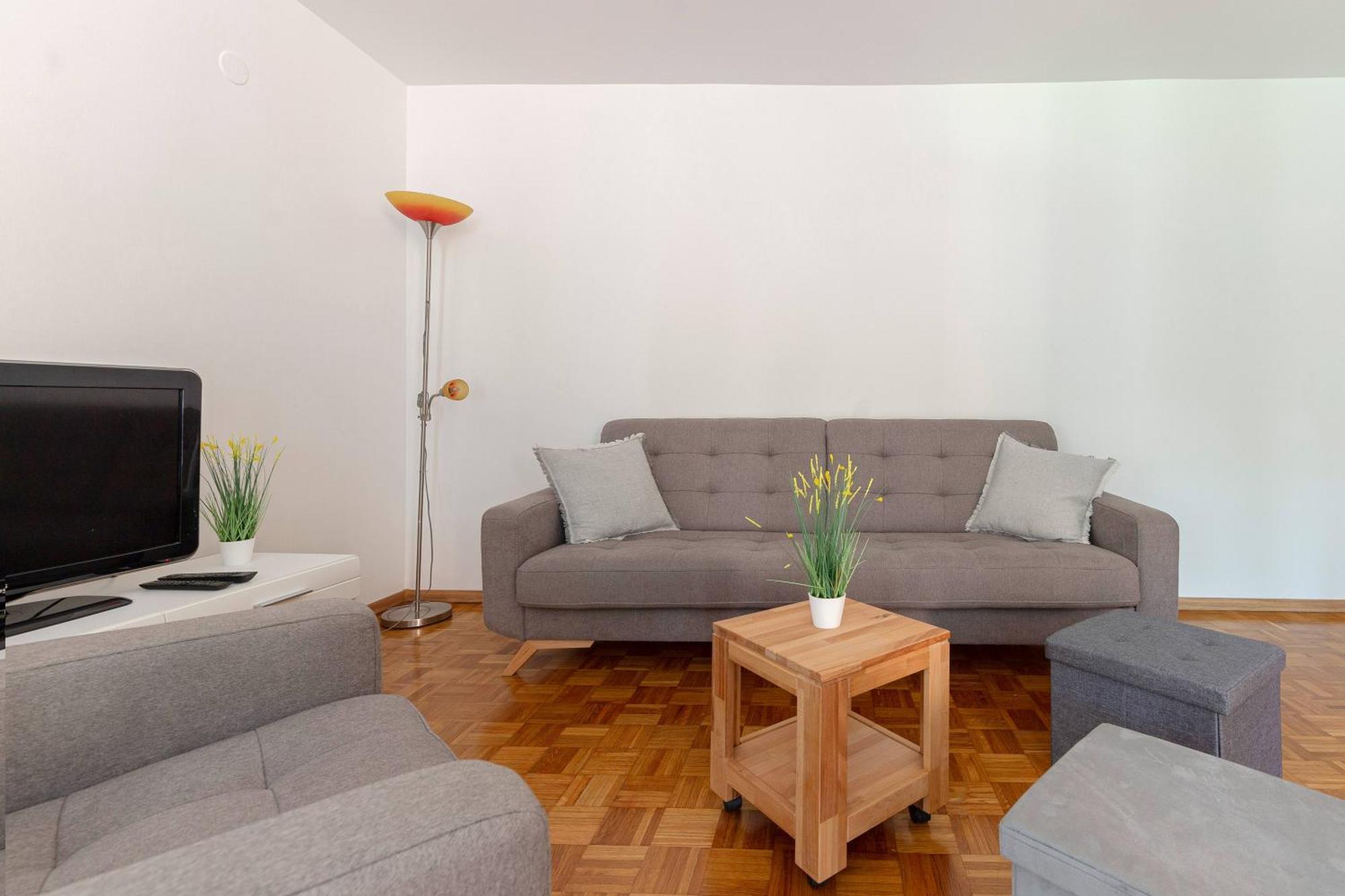 Apartma Angela Ljubljana Eksteriør bilde
